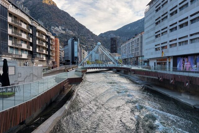 The Pont de Paris over the Gran Valira, ringed by central Andorra la Vella hotels