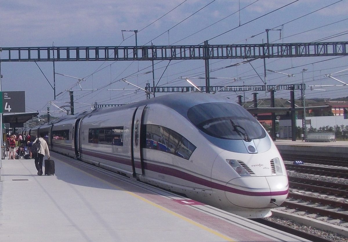 A Renfe AVE high-speed train, the fast first leg from Madrid towards Lleida and Andorra