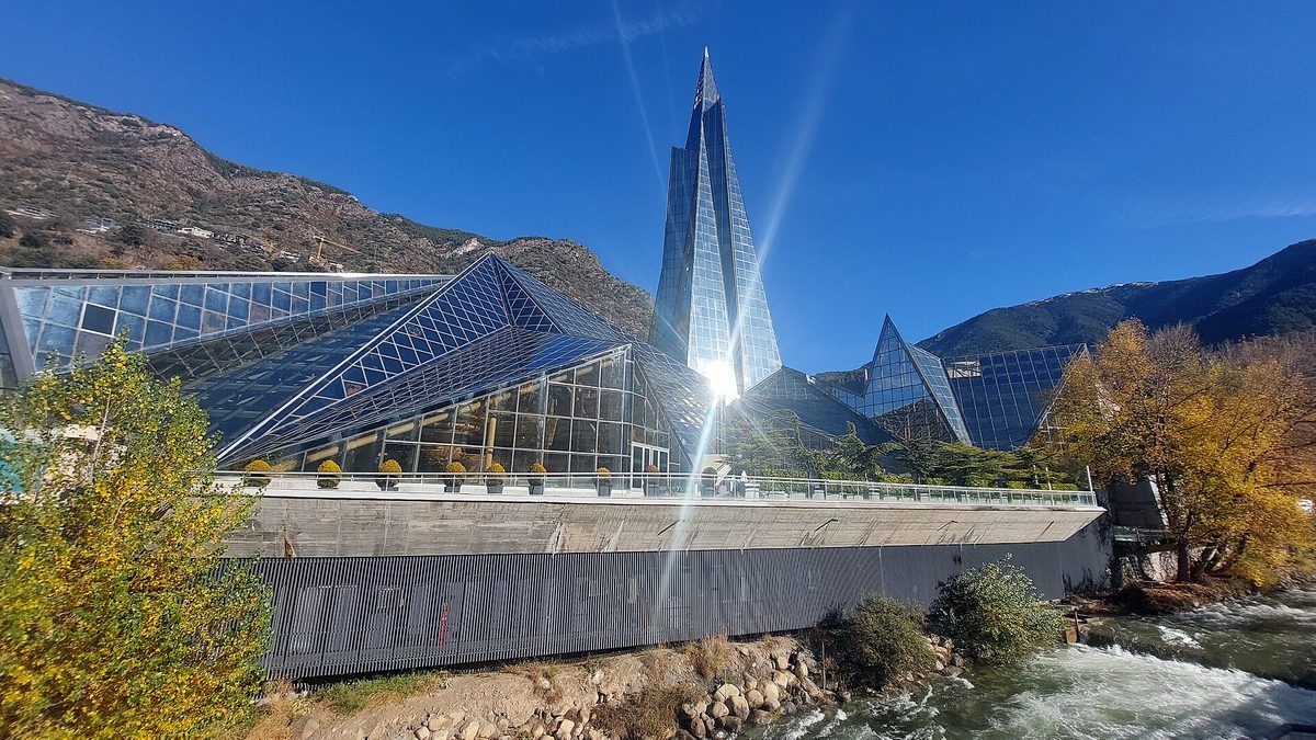 Caldea thermal spa, the classic answer to things to do in Andorra when raining