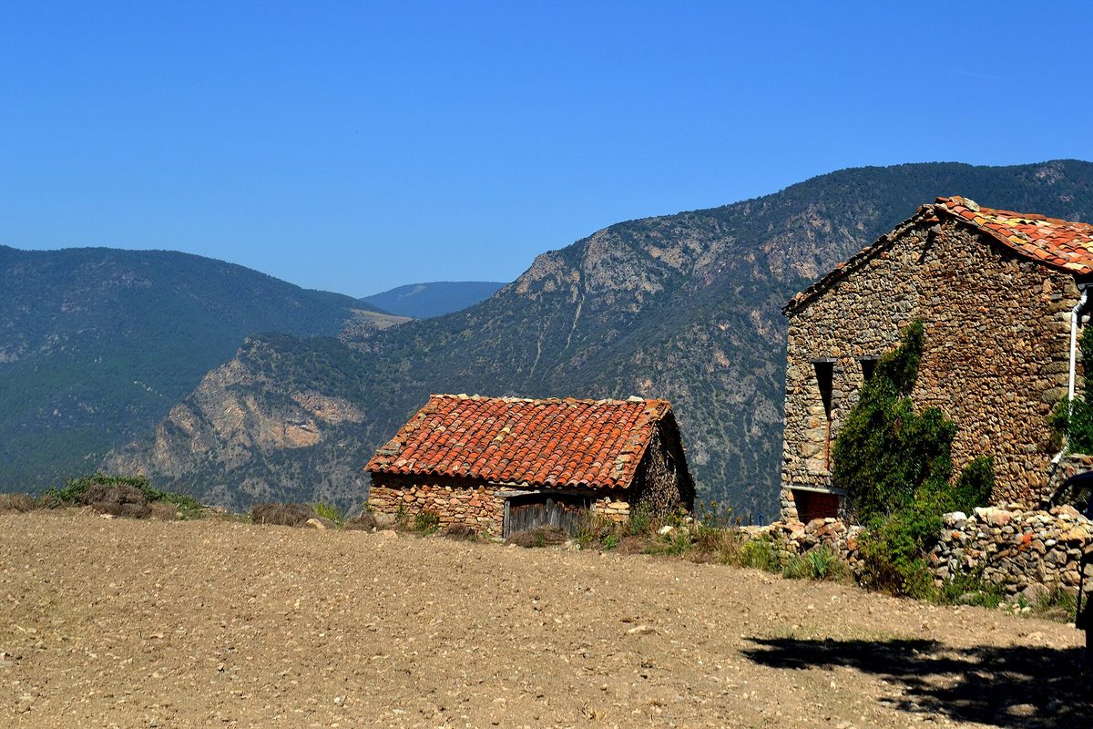 Pyrenean peaks and pasture in the Alt Urgell, the Catalan comarca that Os de Civis belongs to