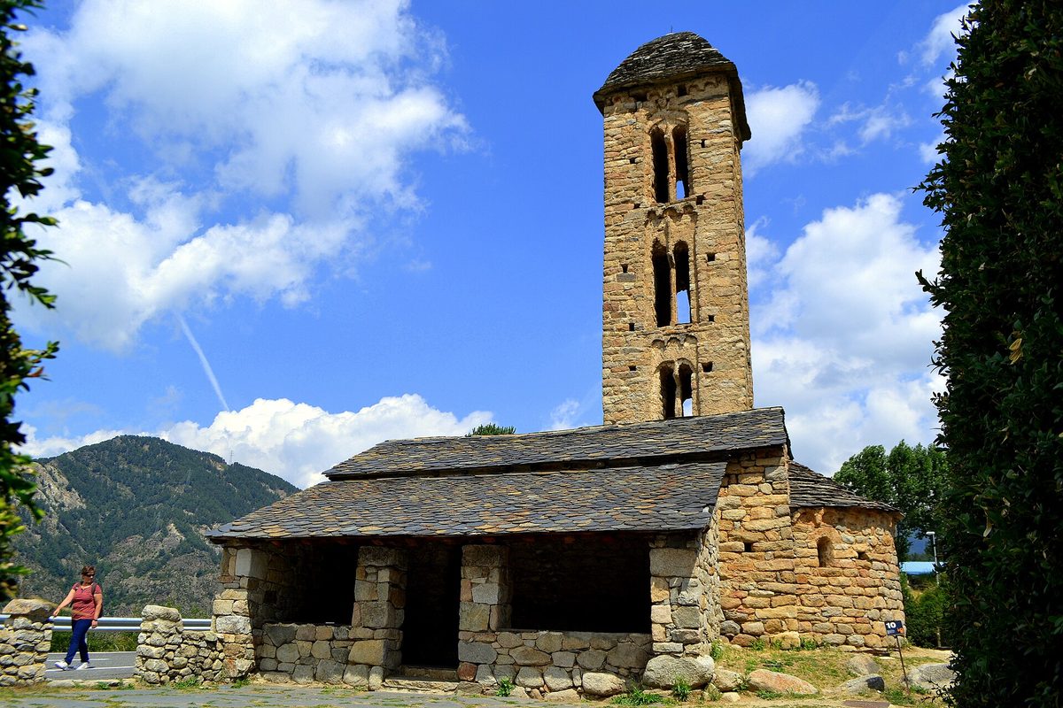 Sant Miquel d'Engolasters, the Romanesque church on the ridge above Escaldes
