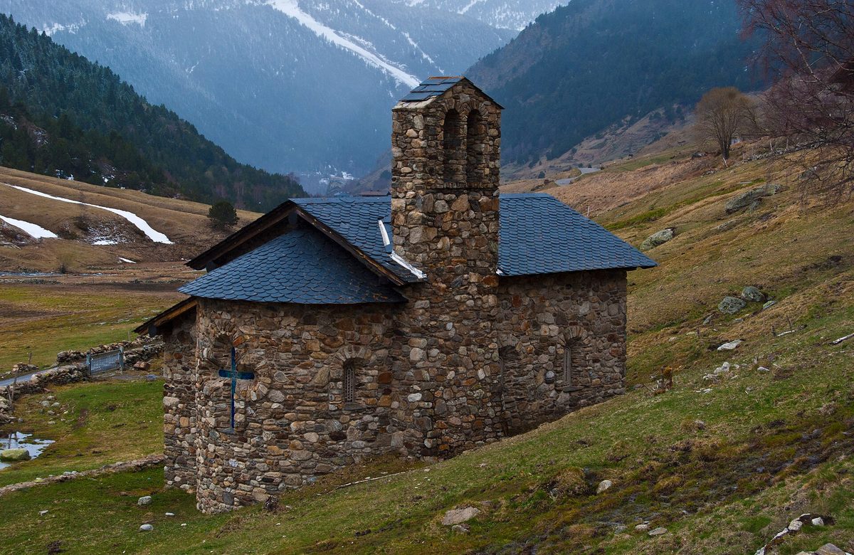 The stone chapel in the Vall d'Incles, Canillo, the valley where Borda del Rector sits